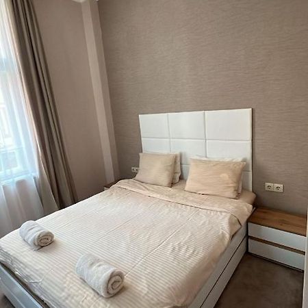 Luxury Apart Vitosha Boulevard Sofia Esterno foto