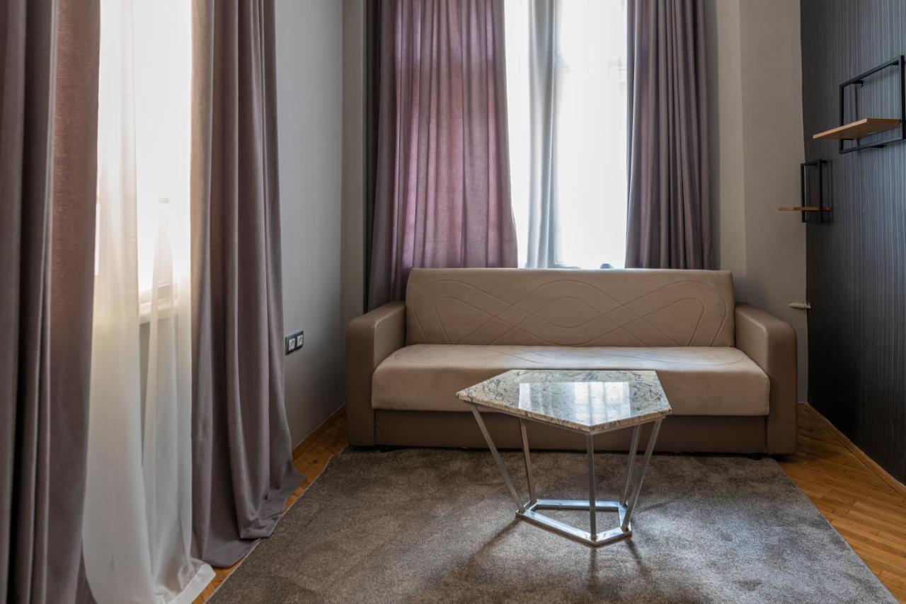 Luxury Apart Vitosha Boulevard Sofia Esterno foto